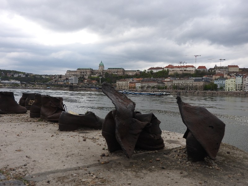 09 Shoes on The Danube Promenade Memorial